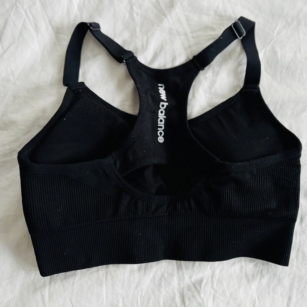 New Balance NB NEW Seamless Large Padded Black Sports Bra Workout Yoga Top